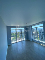 Apartment 4-room 121 m² - Lech and Maria Kaczynski, Batumi