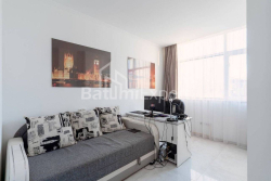 Apartment 3-room 75.6 m² - Niko Pirosmani, Batumi