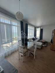 Apartment 3-room 74.8 m² - Lech and Maria Kaczynski, Batumi